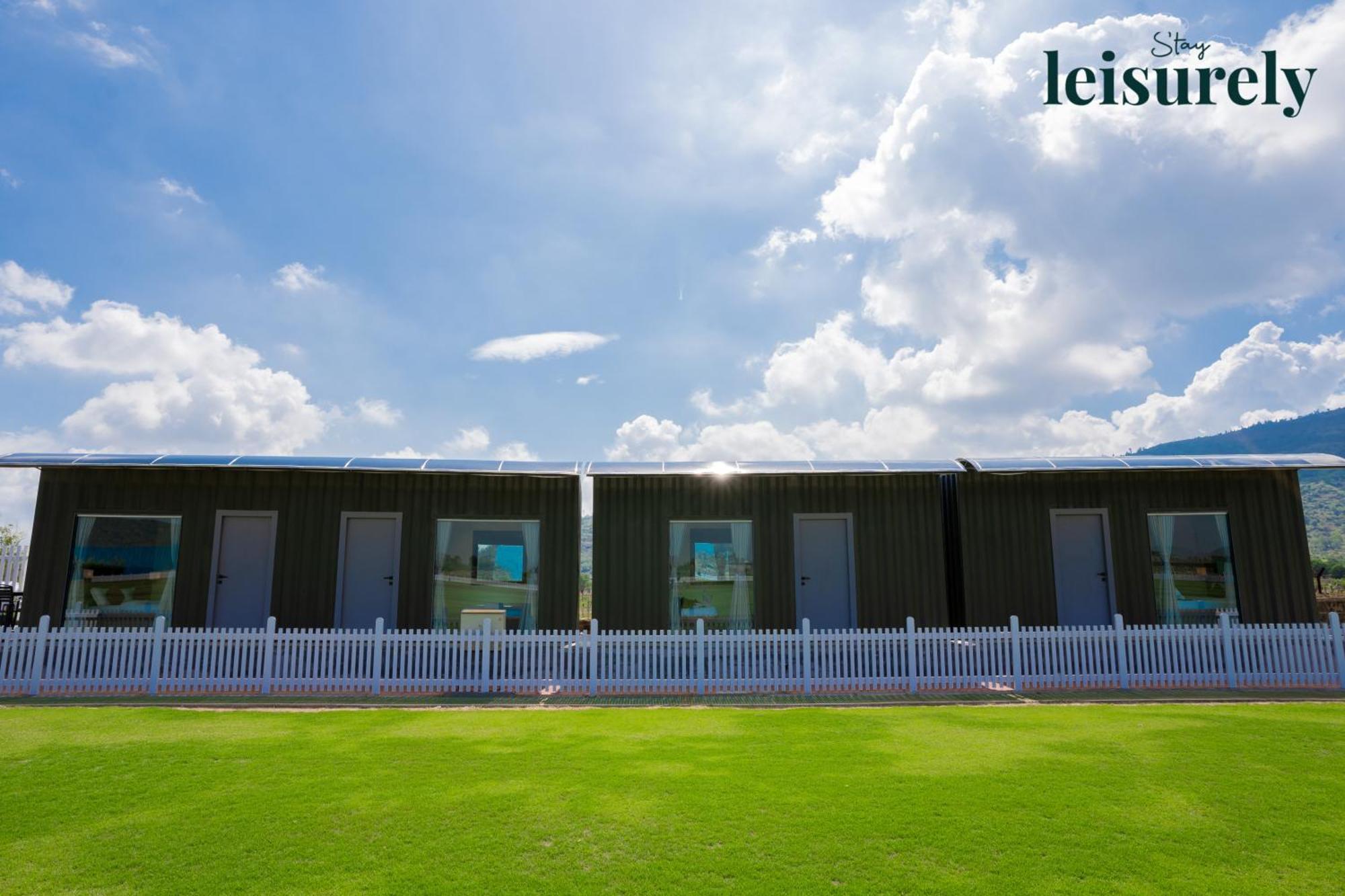 Stay Leisurely - Pavilion By The Hills, Lonavala - Stadium View Rooms Extérieur photo